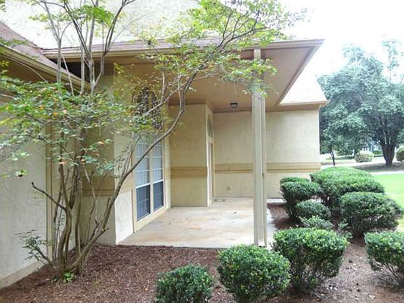 4th image of 101 Kenton Pl