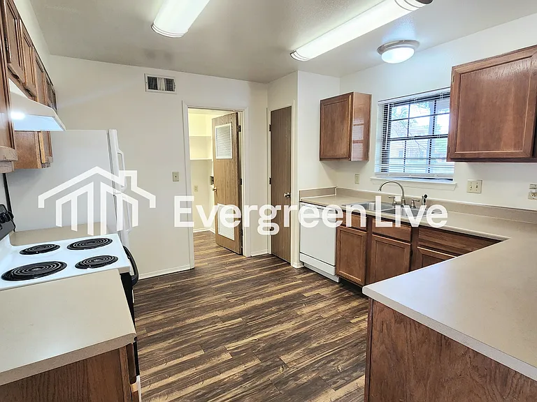 117 Raven Dr — Photo 8