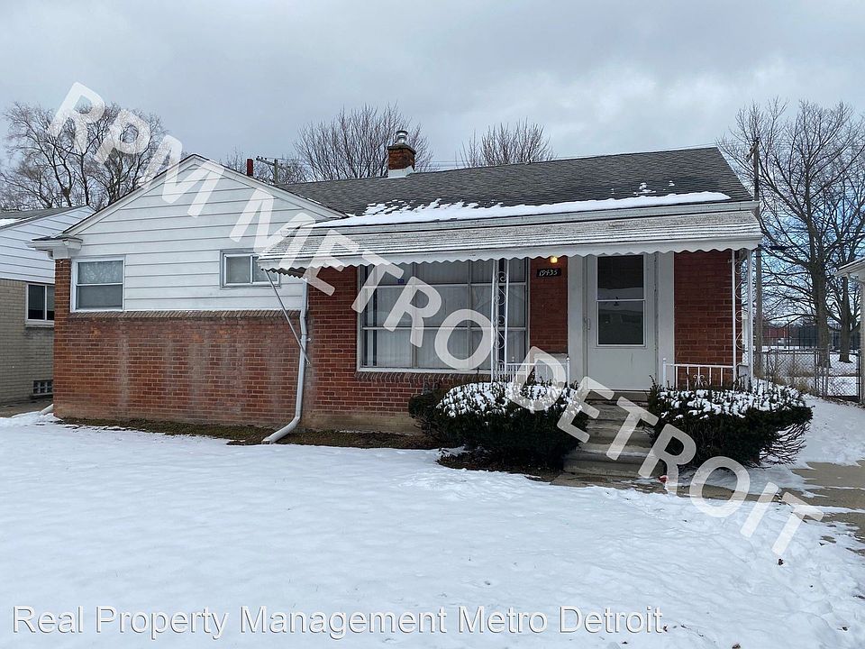 1st image of 19435 Woodmont St
