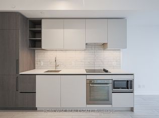 55 Mercer St #5015, Toronto, ON M5V 1H2