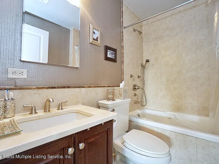 155 Bay St #2C — Photo 37