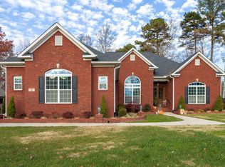 2 Natures Ridge Way SE, Huntsville, AL 35803