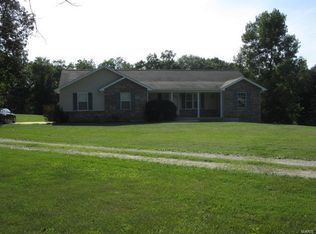240 Hickory Farms Dr, Hawk Point, MO 63349