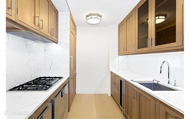 Rented by Douglas Elliman | media 15