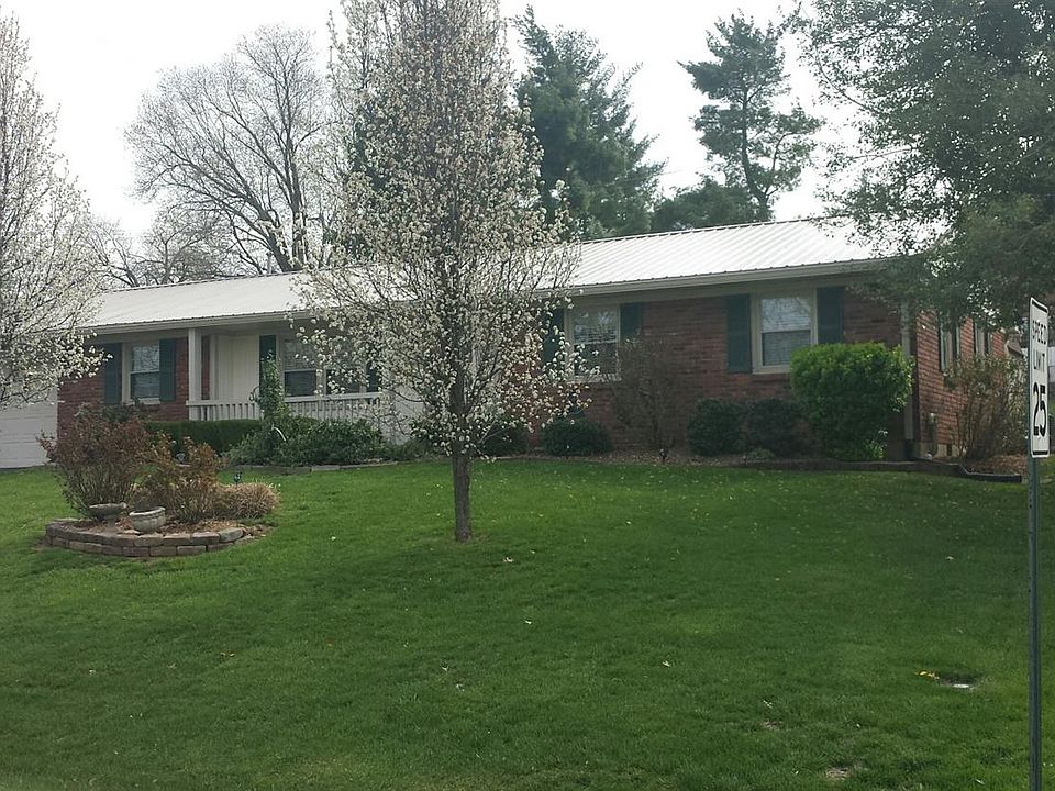 1st image of 951 Brookhaven Dr