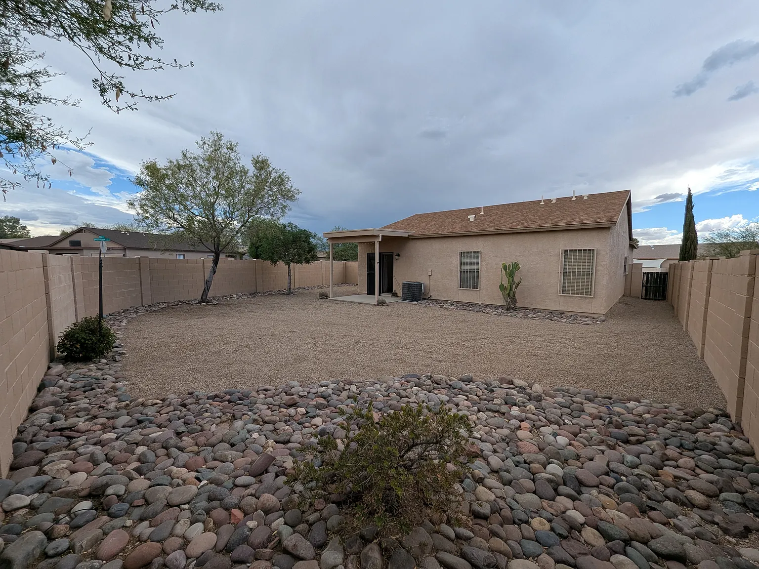 3 bed, 1201 sqft, $2,500 — Photo 3