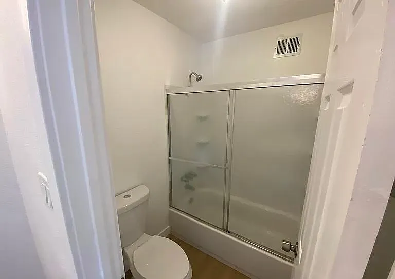 4950 N Miller Rd #136 — Photo 14