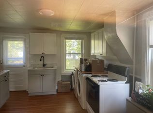 39 Maple St APT A, Winooski, VT 05404