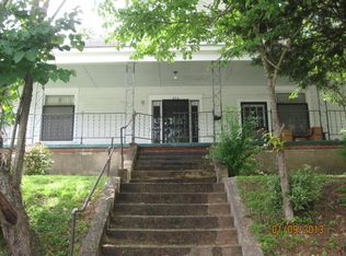 305 4th St, Manchester, GA 31816