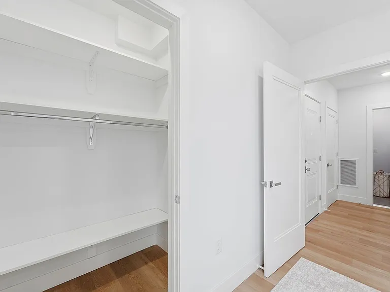 8800 Kennedy Blvd #501 — Photo 9