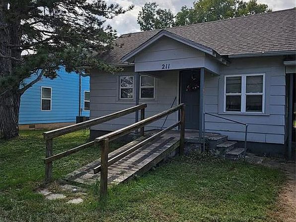 211 S Locust St