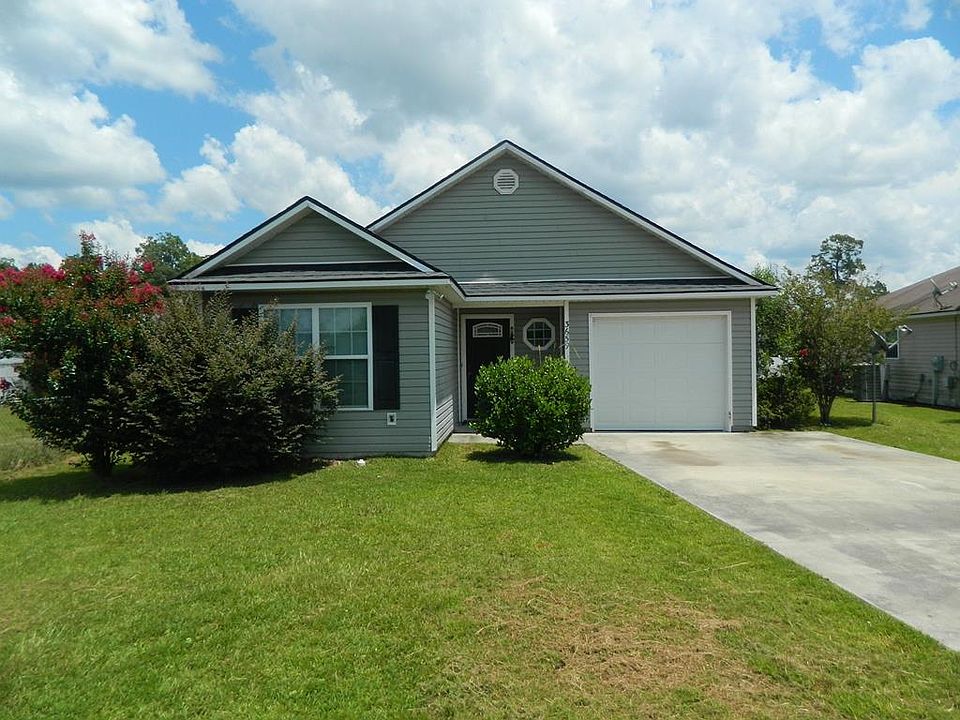 1st image of 3659 Linden Cir