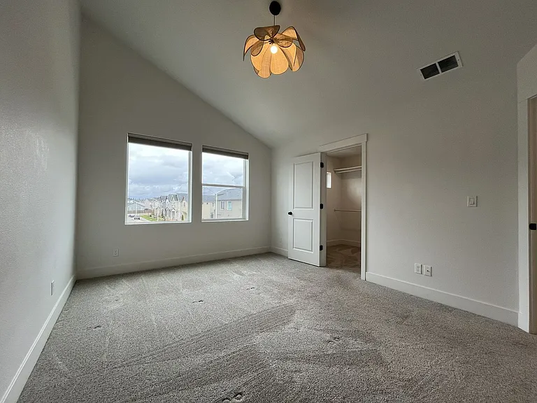 2875 S Magnolia Dr — Photo 24