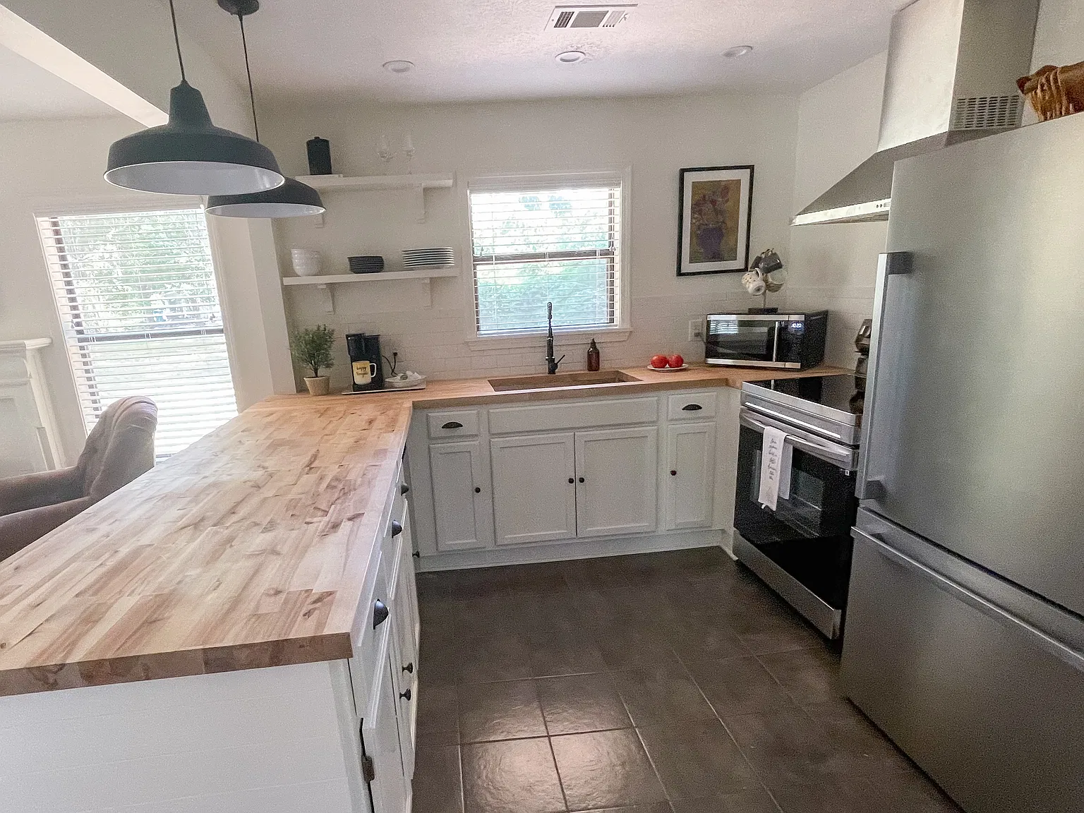 2 bed, 800 sqft, $1,550 — Photo 1