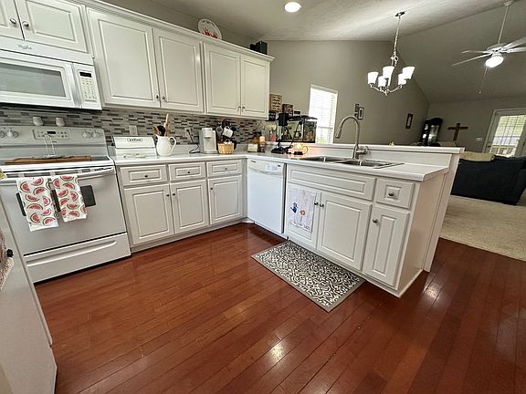 4th image of 206 Dry Branch Ct