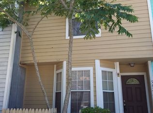5822 Liska Dr, Jacksonville, FL 32244