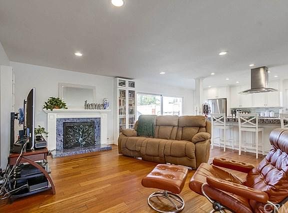 5th image of 6841 Anthony Ave
