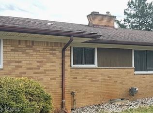 28438 San Marino Dr, Southfield, MI 48034