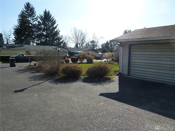 4th image of 9113 114th Street Ct SW