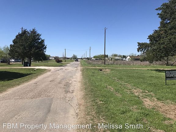 5th image of 122 SE County Road 3144