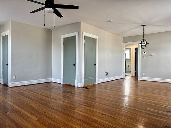 2nd image of 5352 Neosho St #2