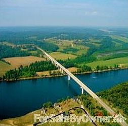 TN River Bridge 1 mile from Entrance