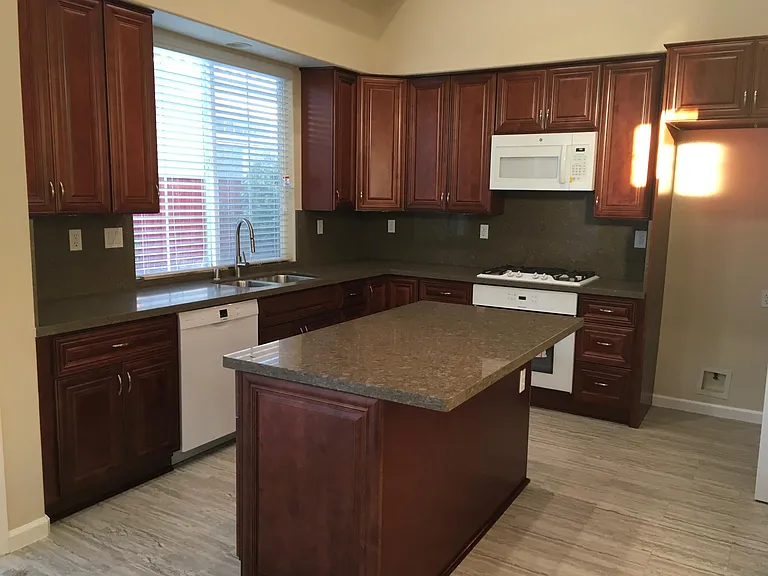 32513 Spanish Bay Ct — Photo 8