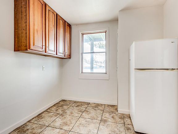 5th image of 2434 Military St #2