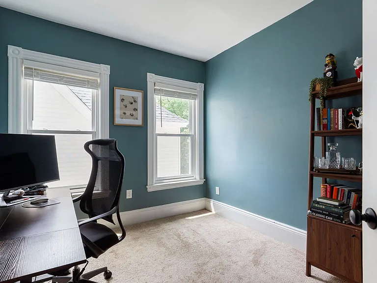39 Mellen St #A — Photo 8