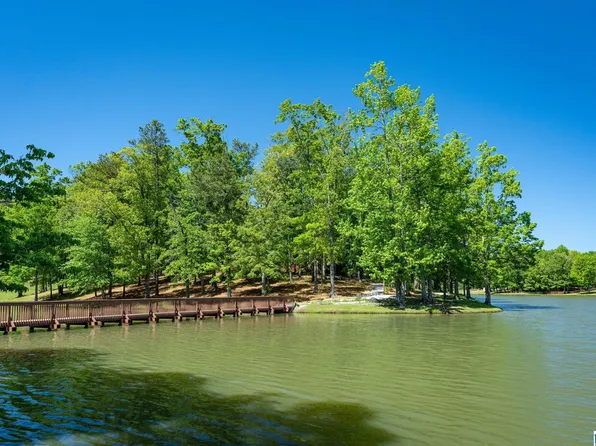 5549 Lakes Edge Dr, Birmingham, AL 35242