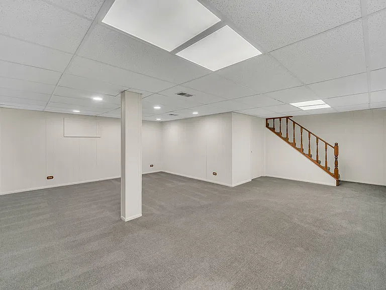 1100 Lockwood Dr — Photo 28