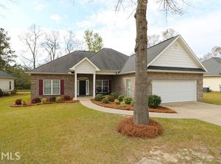 504 Woods Edge Way, Warner Robins, GA 31088