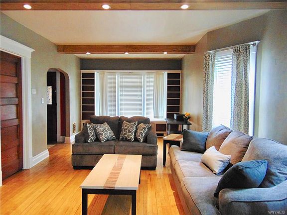 2nd image of 48 Greenwood Pl