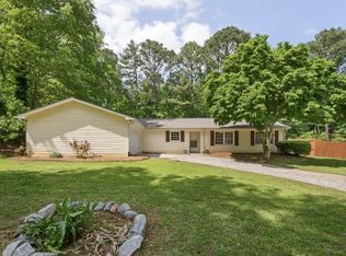 6292 Field Glen Rd, Stone Mountain, GA 30087
