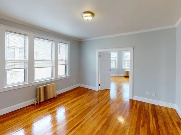 48 Clark Ave #2R, Chelsea, MA 02150