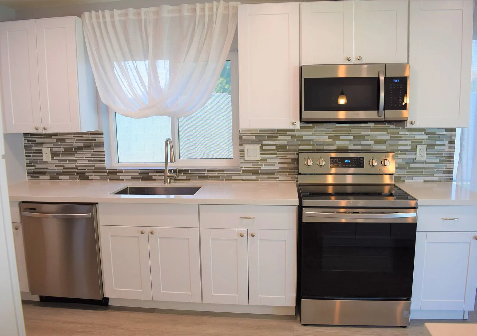 Coming Soon In North Chandler With No Hoa — Photo 1