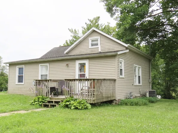 108 W Monroe St, Maquoketa, IA 52060