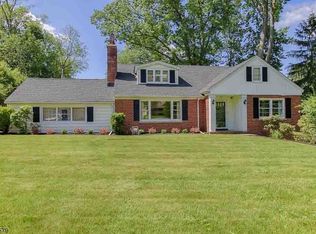 6 Turtle Rd, Morristown, NJ 07960