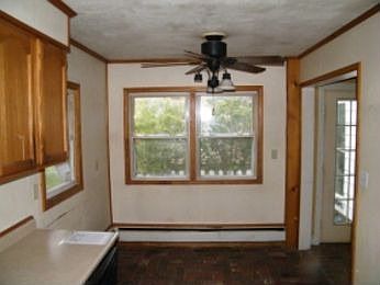 2nd image of 674 Bell Ave