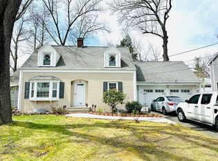 116 Birchland Ave, Springfield, MA 01119