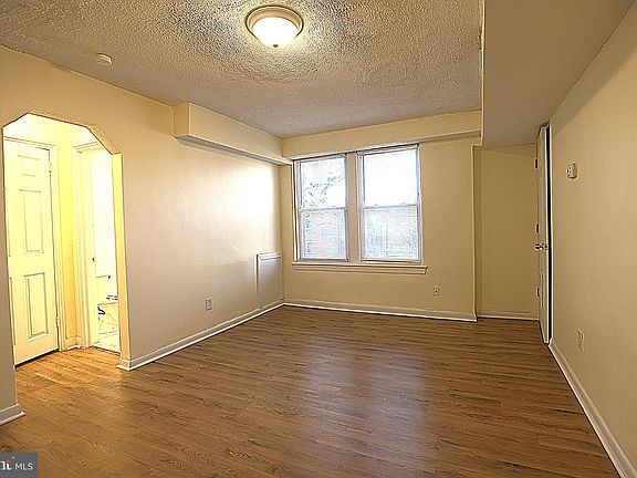 5th image of 4329 Halley Ter SE #3