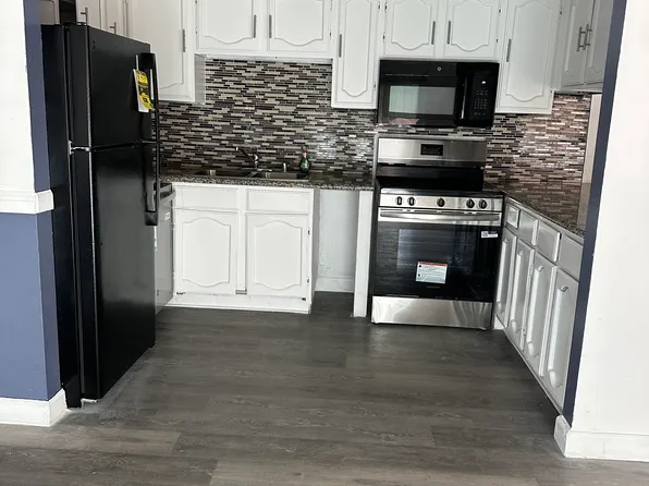 5156 Gray Ln APT B, Las Vegas, NV 89119