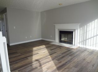 956 Charleston Way Dr, Westerville, OH 43081