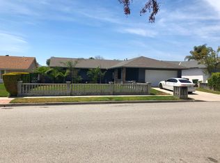 2441 Burlingham Pl, Simi Valley, CA 93063