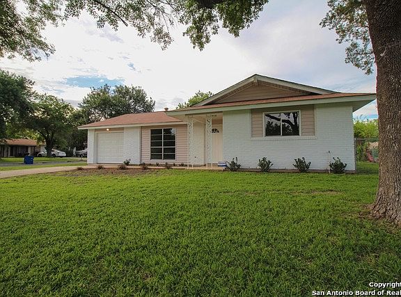 2nd image of 7219 Cloverfield Ln