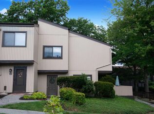 1811 Holly Walk #6, Poughkeepsie, NY 12603