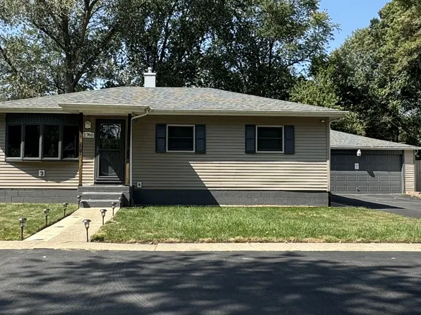 2760 Cass St, Lake Station, IN 46405