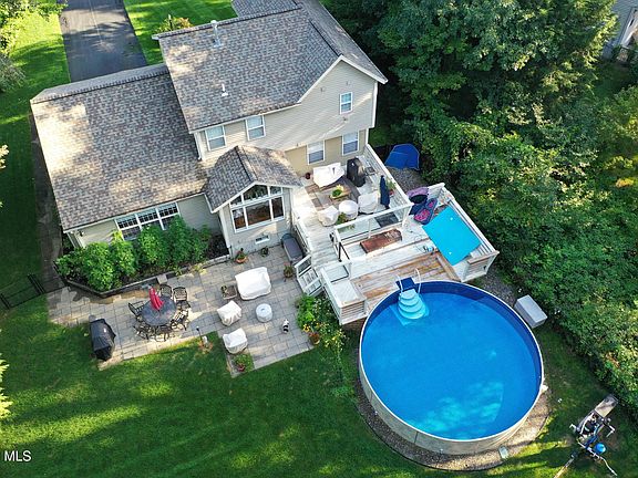 2nd image of 69 Damascus Drive