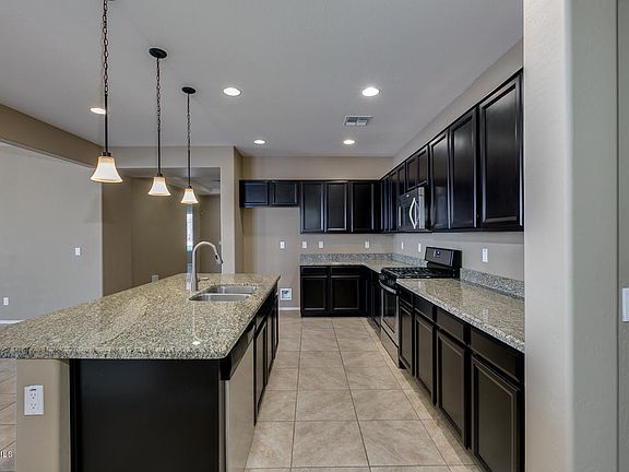 3rd image of 4116 W Beautiful Ln