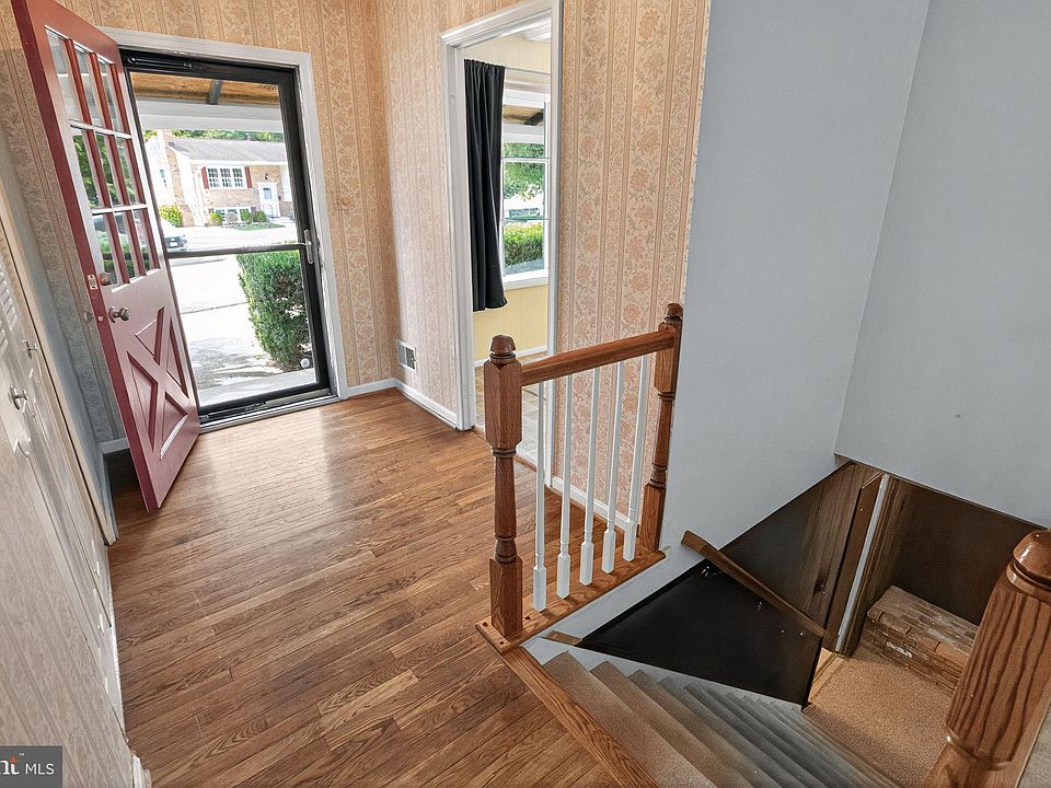 7374 Roxbury Ave, Manassas, VA 20109 | Zillow
